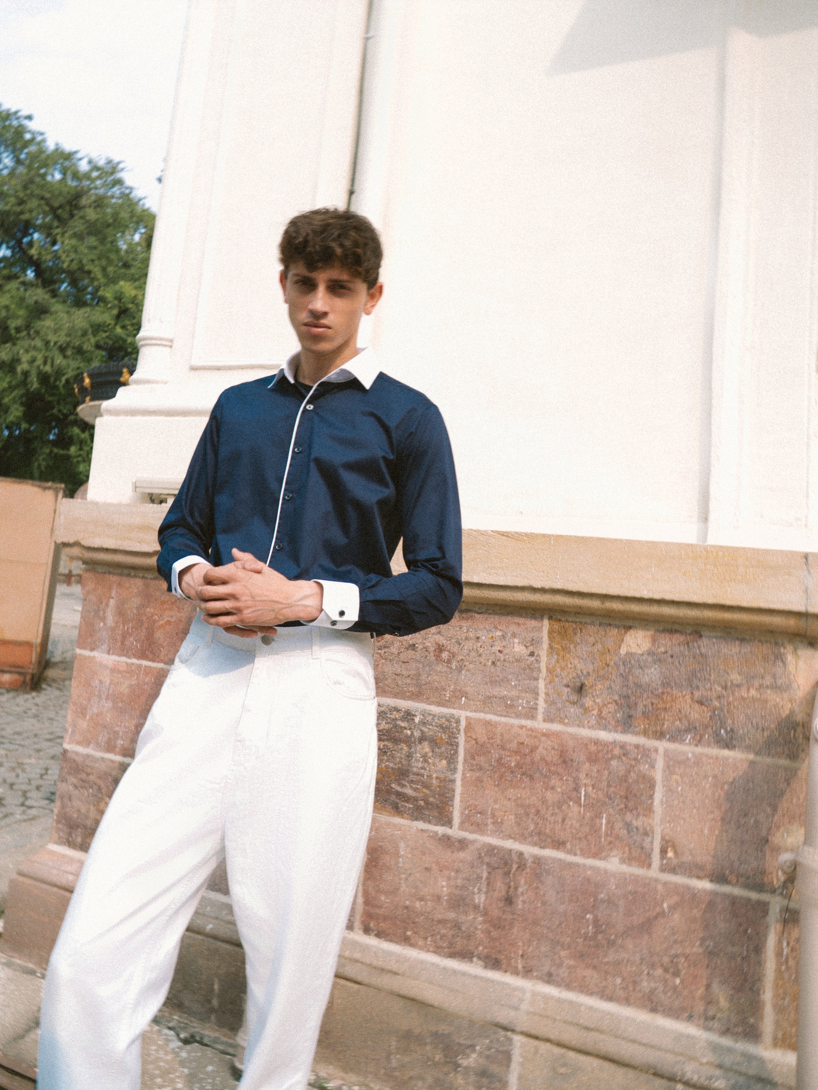 Regent Contrast Shirt - Navy blue & White