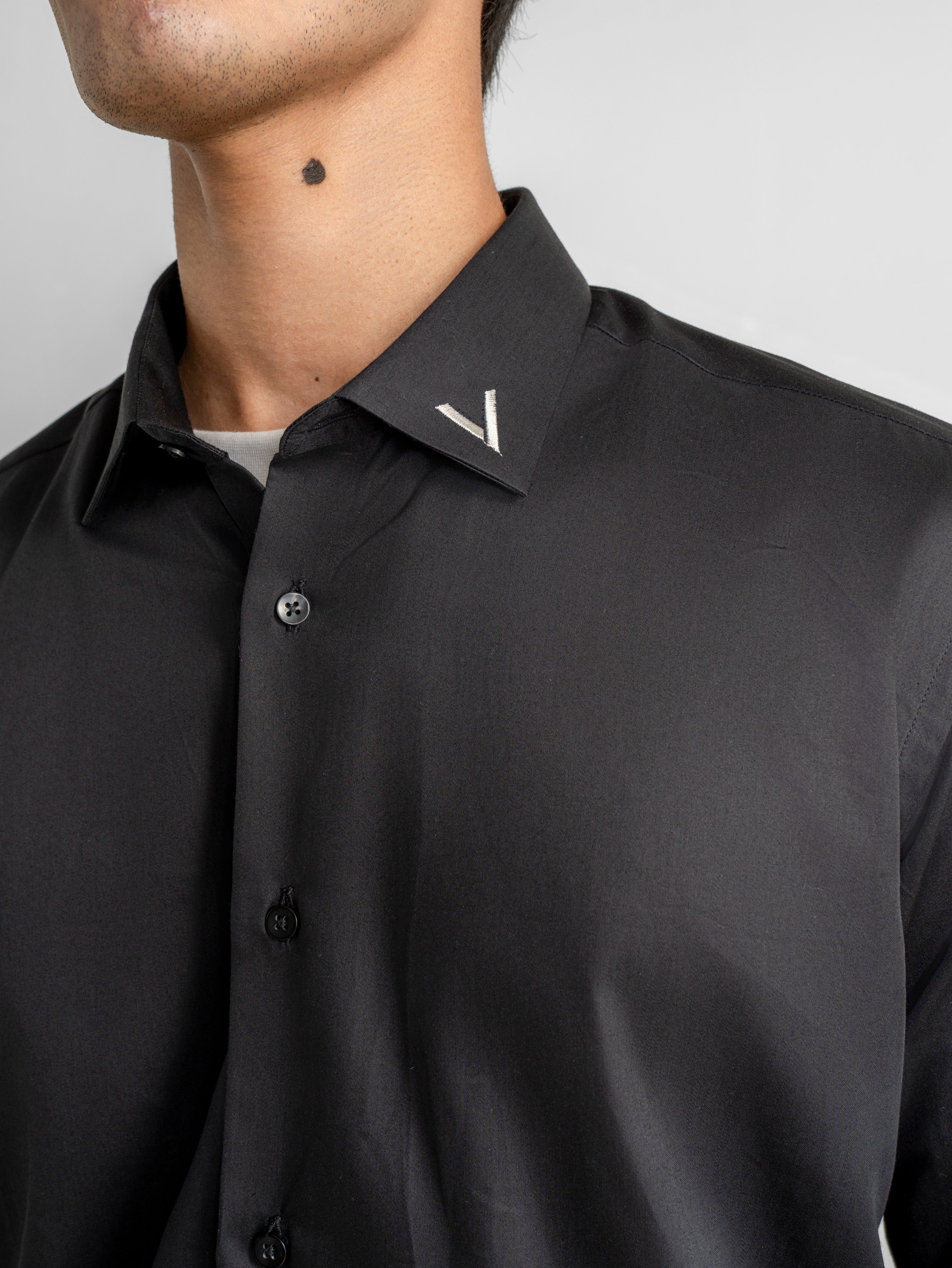 Signature Black Contrast Collar Shirt