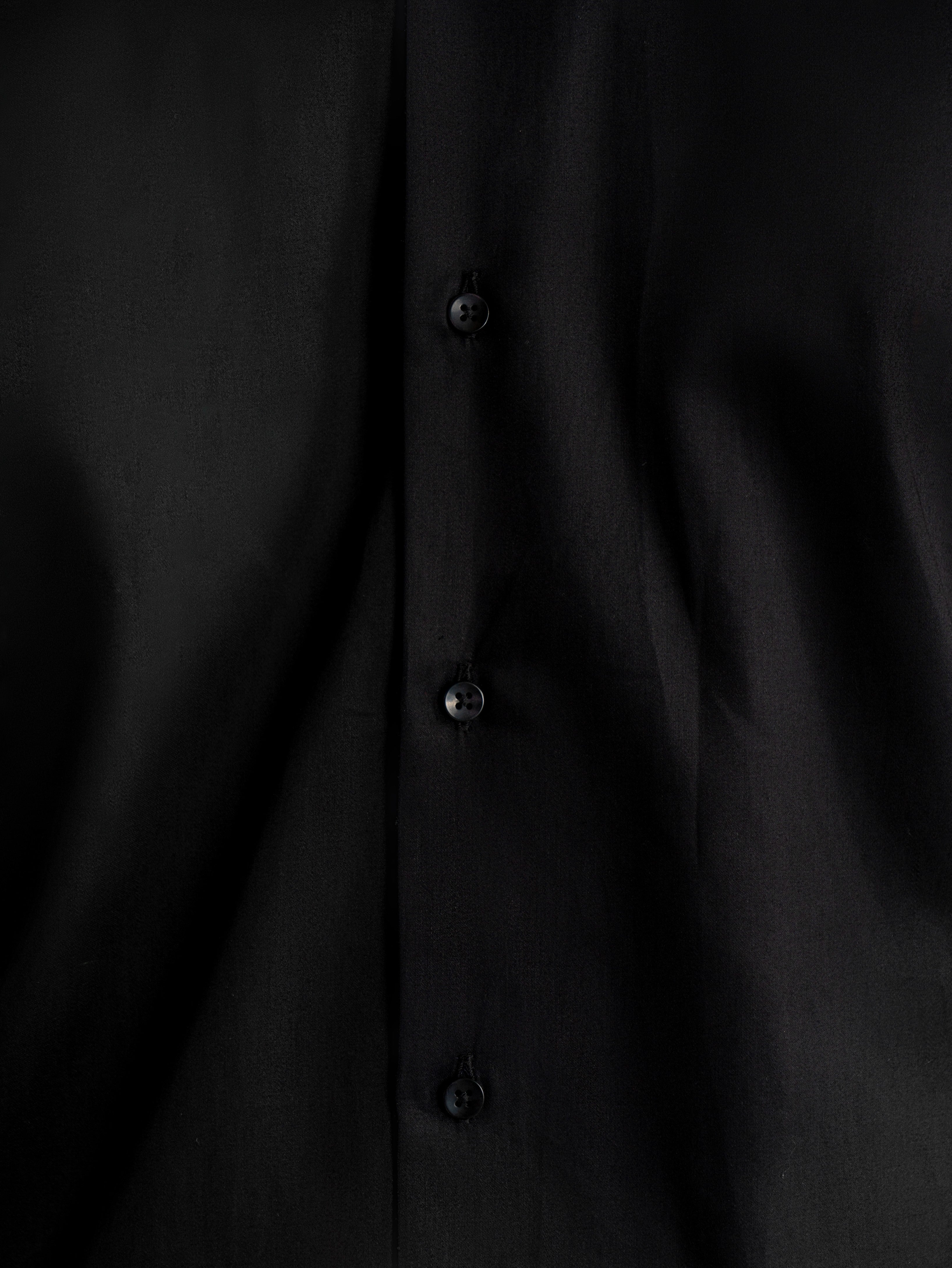 Signature Black Contrast Collar Shirt