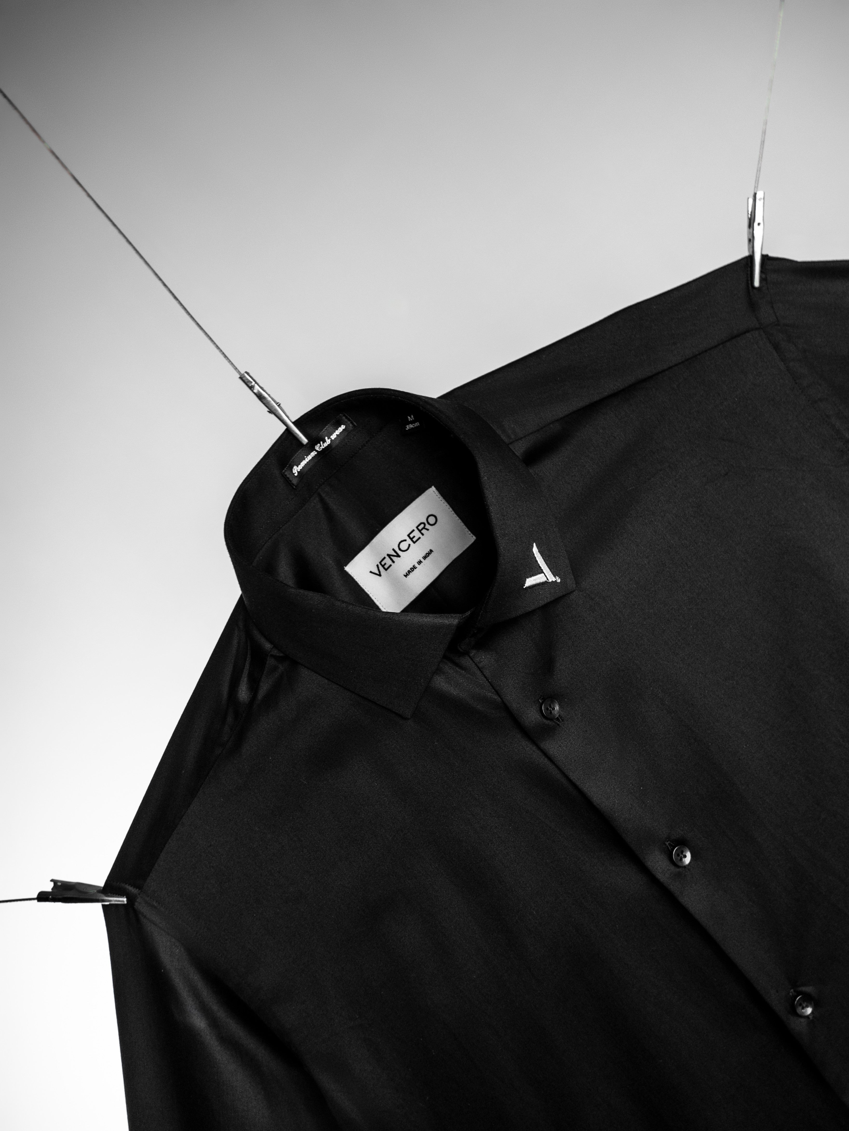 Signature Black Contrast Collar Shirt